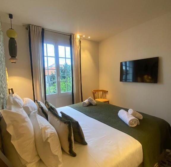 ホテル Lou Cagnard