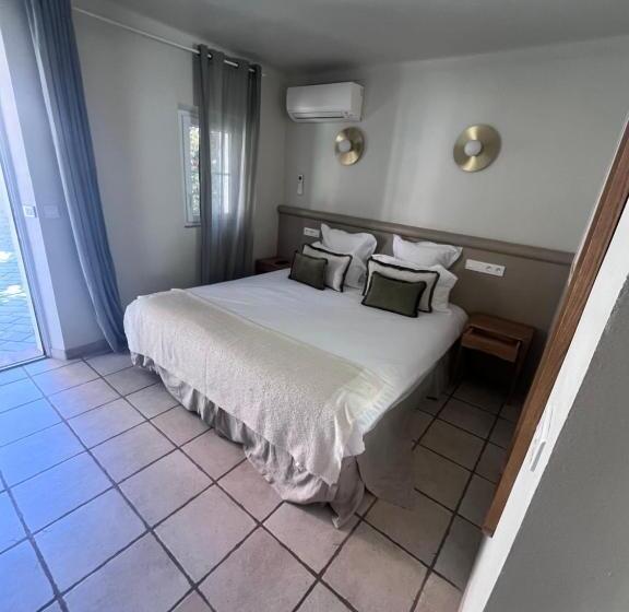 ホテル Lou Cagnard