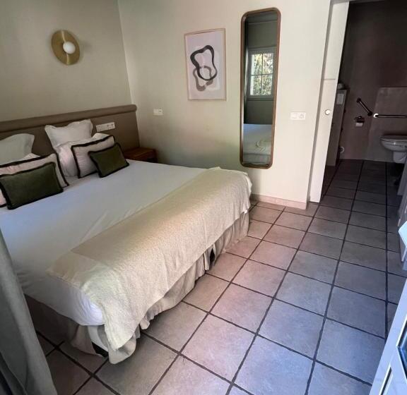 ホテル Lou Cagnard