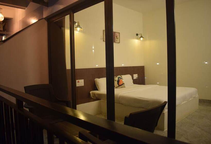 Hotel Opulence Beach Resort Kihim Alibaug