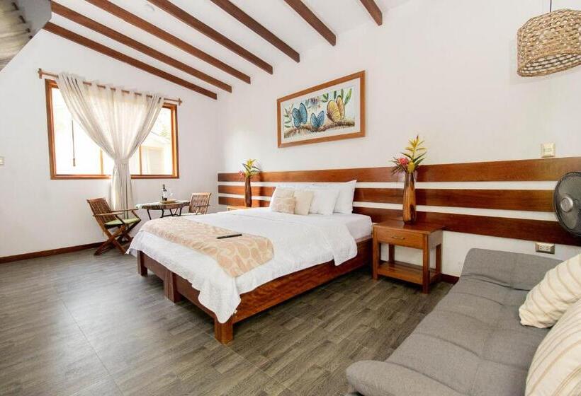 هتل Villa Lu Amazon Ecolodge