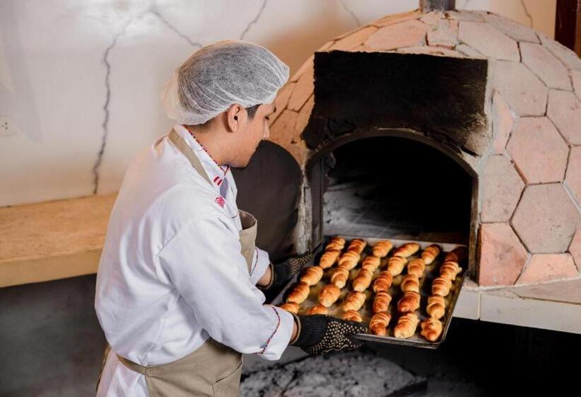 هتل Villa Lu Amazon Ecolodge