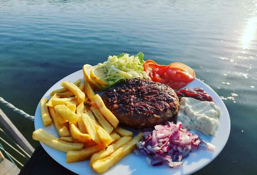 Пансион La Pescador Dd