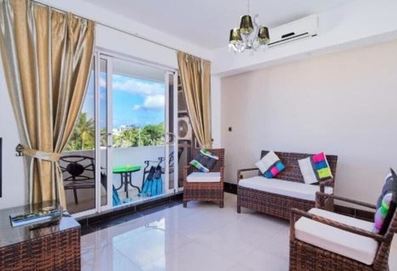 Pereybere Beachside Apartment