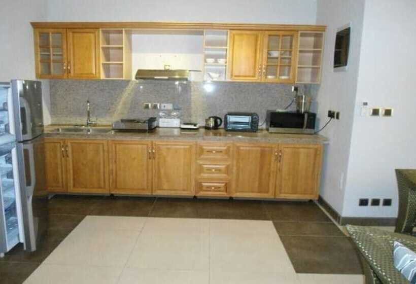 Pereybere Beachside Apartment