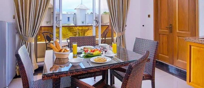 Pereybere Beachside Apartment