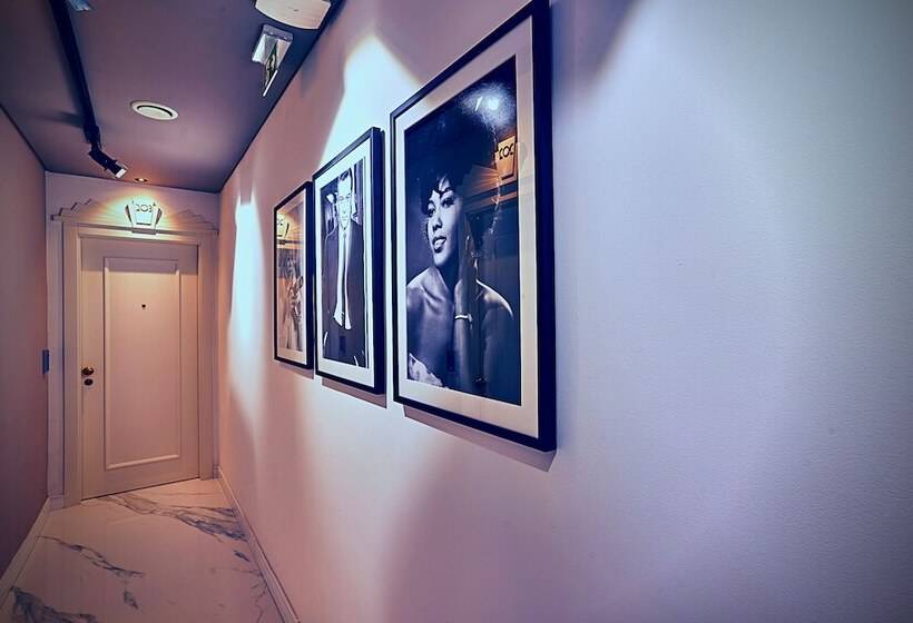 تختخواب و صبحانه Cinematique