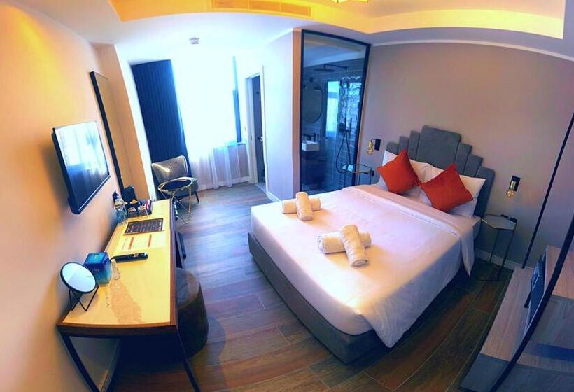 تختخواب و صبحانه Cinematique