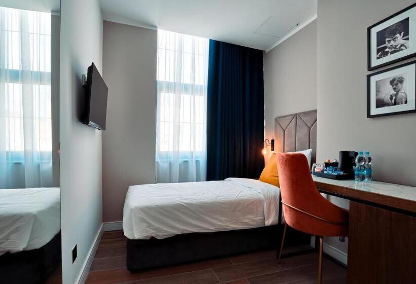 تختخواب و صبحانه Cinematique