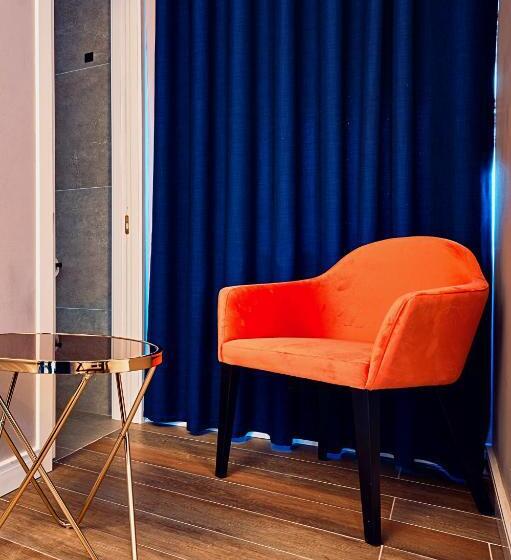 تختخواب و صبحانه Cinematique