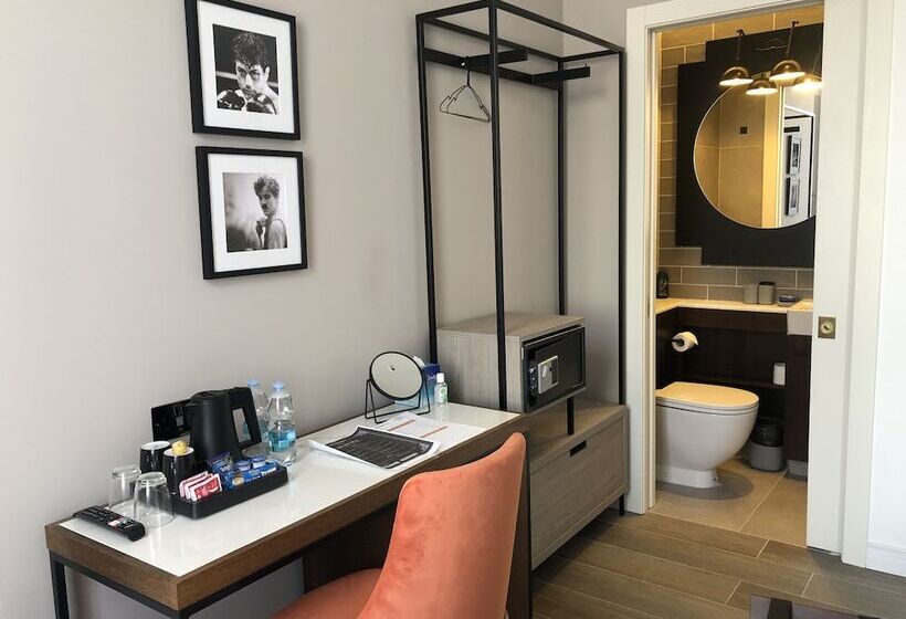 تختخواب و صبحانه Cinematique