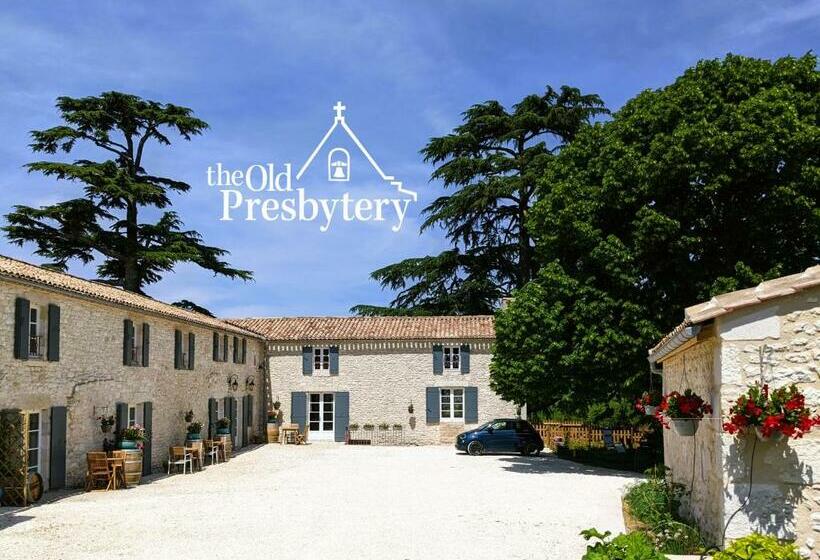 مبيت وإفطار The Old Presbytery