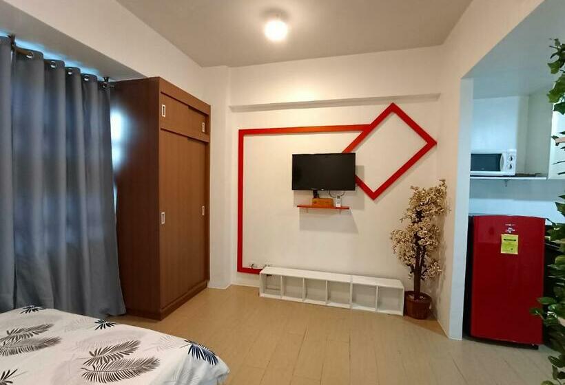 Happirest The Minimalist At 150 Newport Boulevard, Naia 3