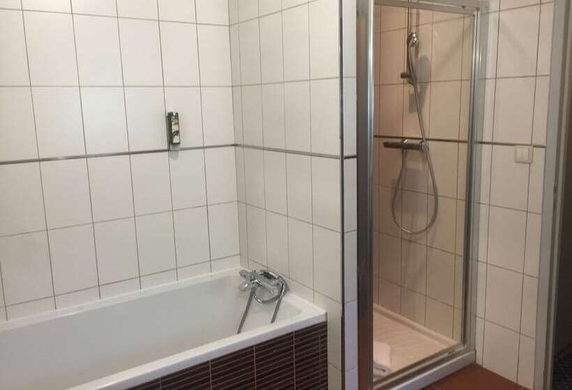 Отель Hostellerie Saint Vincent