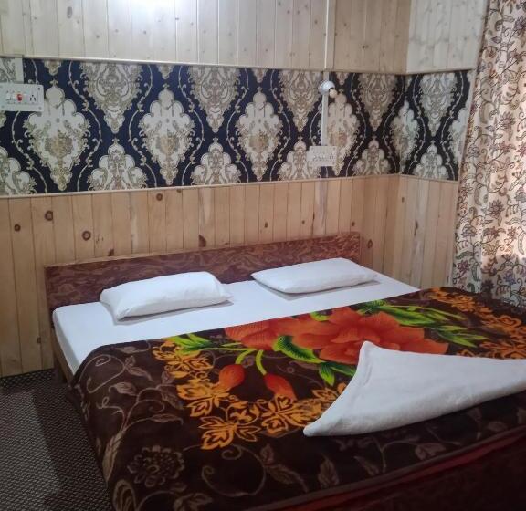 Hotel Rainbow Palace Pahalgam