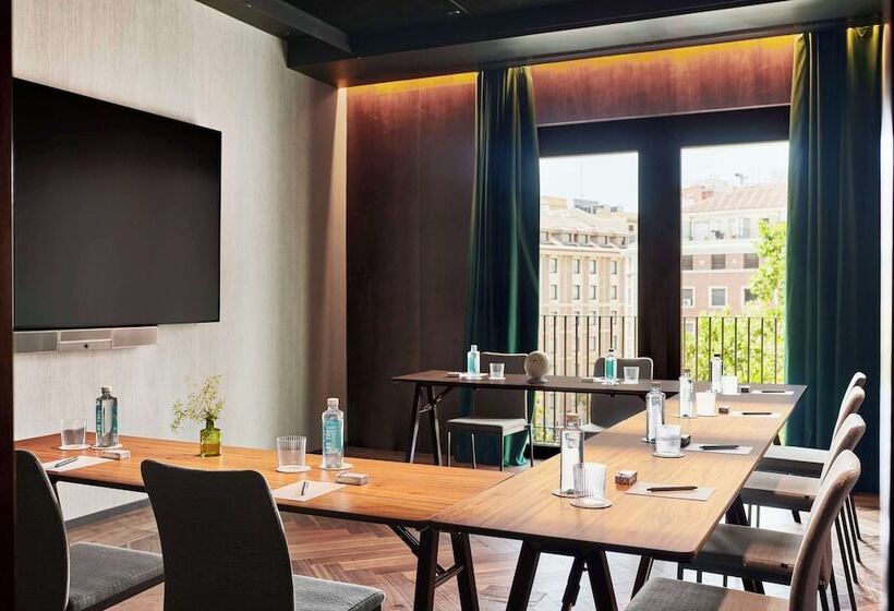 호텔 Thompson Madrid, By Hyatt