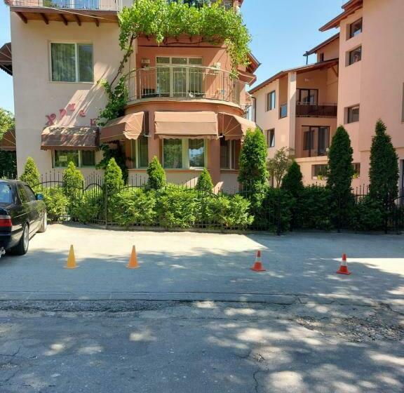 بنسيون къща за гости хриси