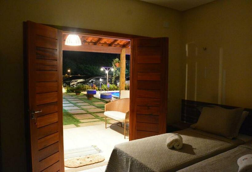 פנסיון Belladora Pousada