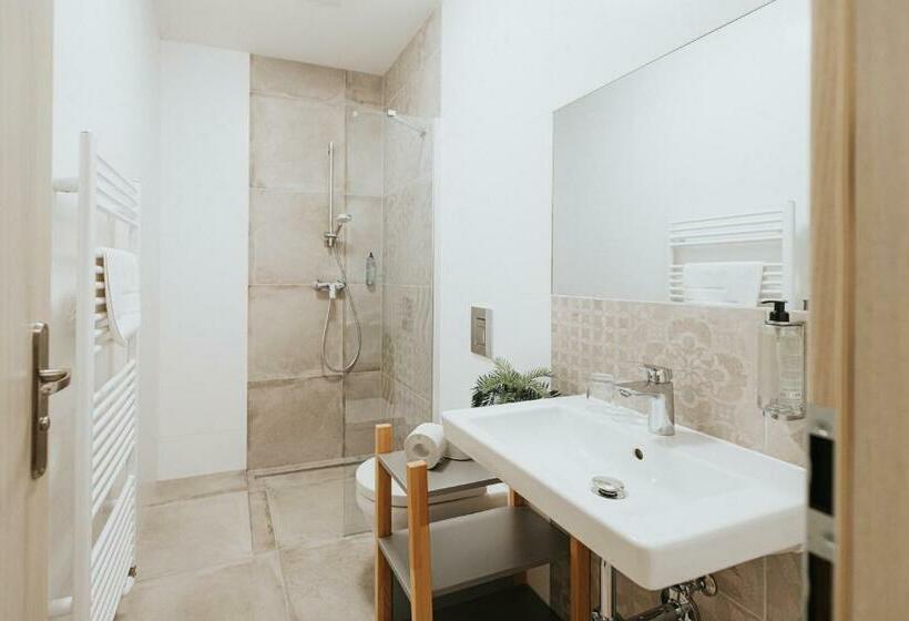 Пансион Orava Village