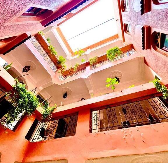 پانسیون Riad Dar Ahlam