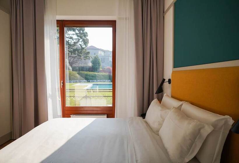 ペンション Villa Almana