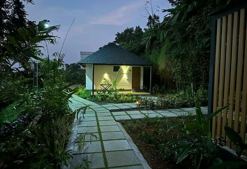 Servosonic Hotels And Resorts