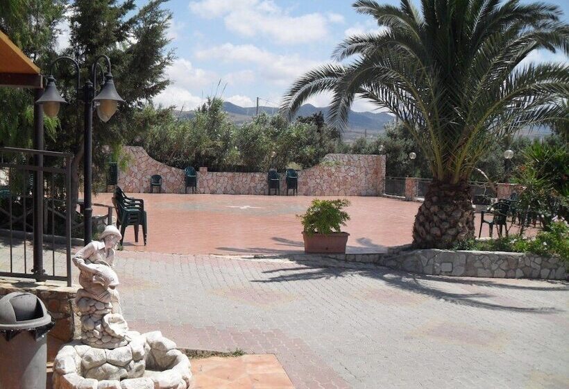 Agriturismo La Targa