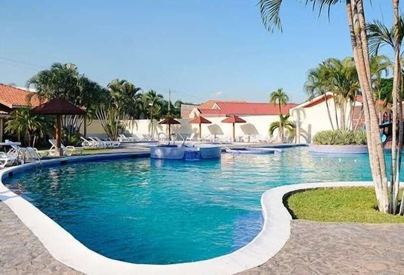 Aparthotel Villa Nuria