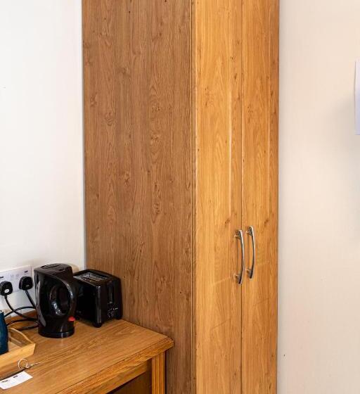 مبيت وإفطار Aisling Guest House