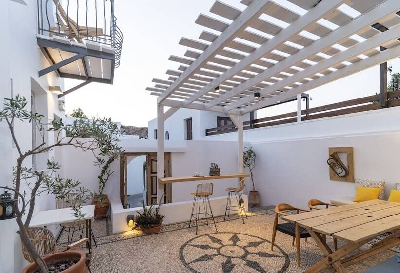 住宿加早餐  F Charm All Suites   Adults Only