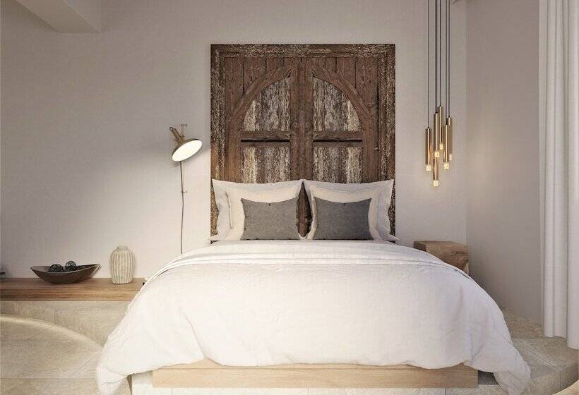 تختخواب و صبحانه F Charm All Suites   Adults Only