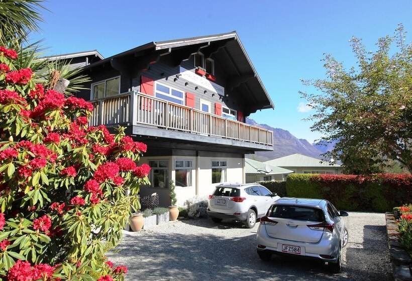 Chalet Queenstown