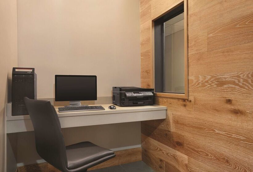 Country Inn & Suites By Radisson, Newnan, Ga