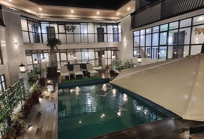 Erus Suites Hotel Boracay