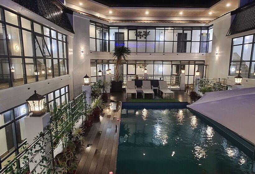 Erus Suites Hotel Boracay