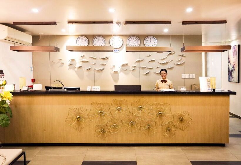 Erus Suites Hotel Boracay