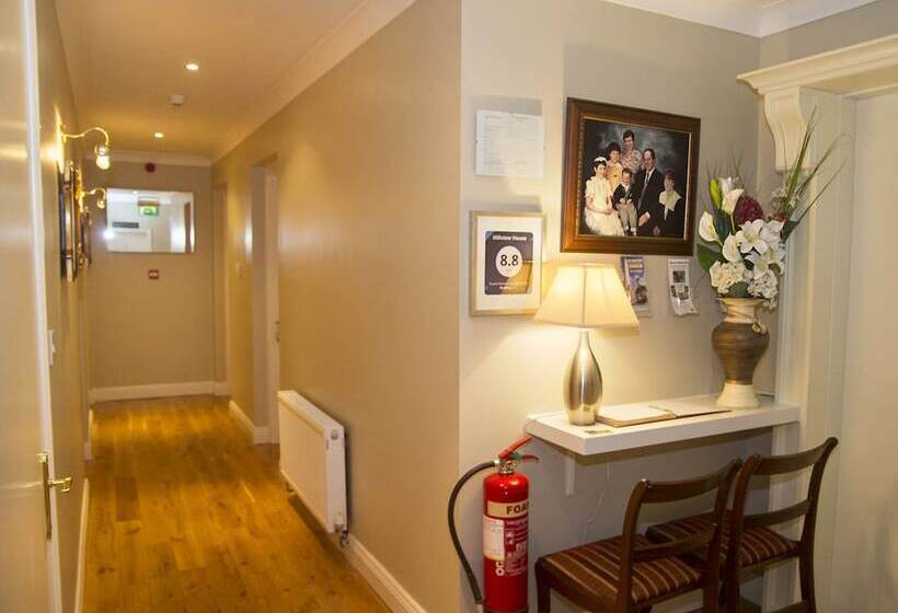 민박 Hillview House