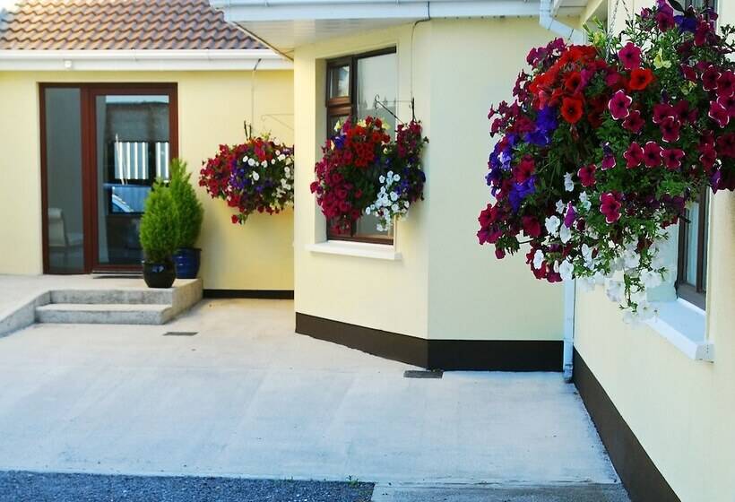 민박 Hillview House