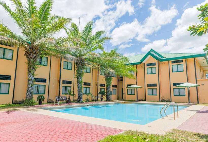 Hostal Microtel By Wyndham Cabanatuan