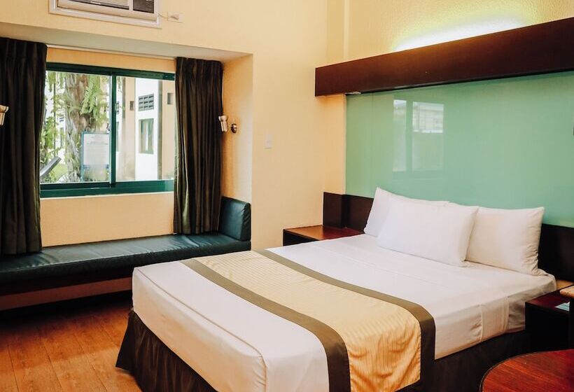 فندق فئة نجمة واحدة Microtel By Wyndham Cabanatuan
