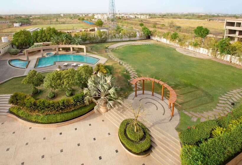 مسافرخانه Ramada Ajmer