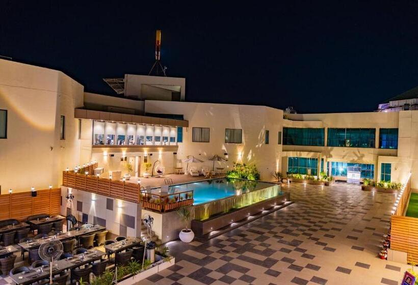 مسافرخانه Ramada Ajmer