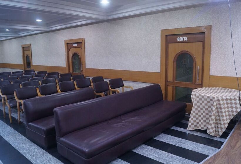 فندق فئة نجمة واحدة Sagar Iinternational