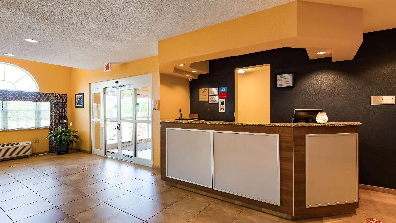 簡易ホテル Surestay Plus Hotel By Best Western Keyser
