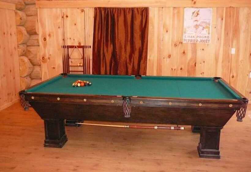 ホテル Auberge Couleurs De France