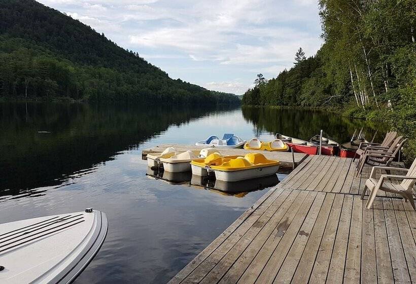 ホテル Auberge Couleurs De France