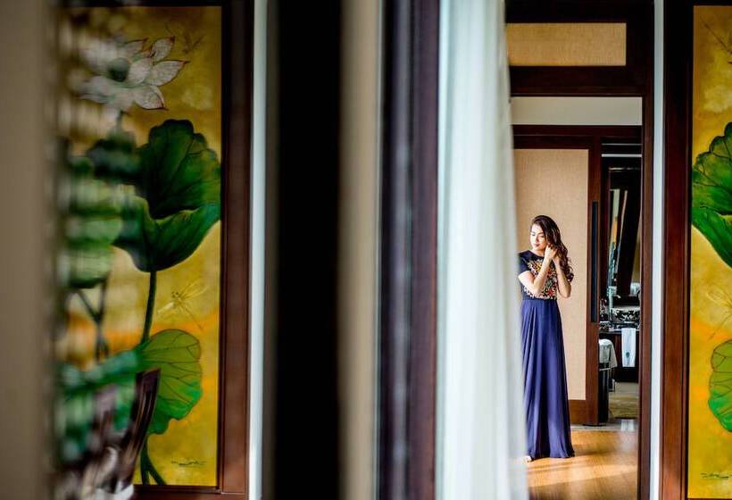 هتل Banyan Tree Lang Co