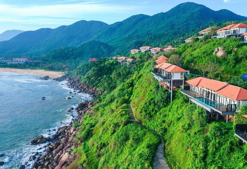 هتل Banyan Tree Lang Co