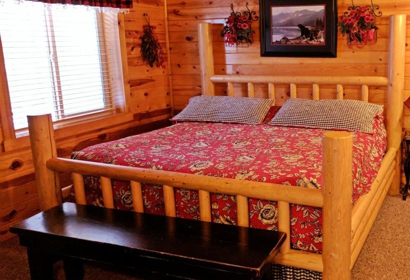 Отель Bear River Lodge