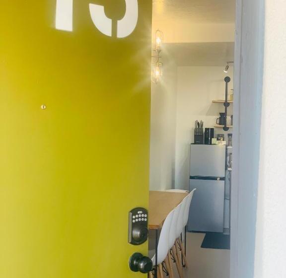 호텔 Dragonfly Motor Lodge